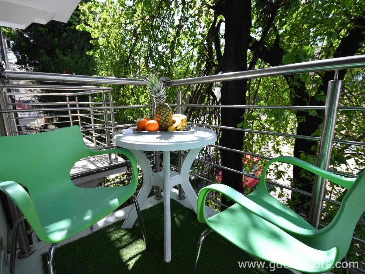 LANA APARTMAN, privatni smeštaj u mestu Igalo, Crna Gora - IGALO (8)
